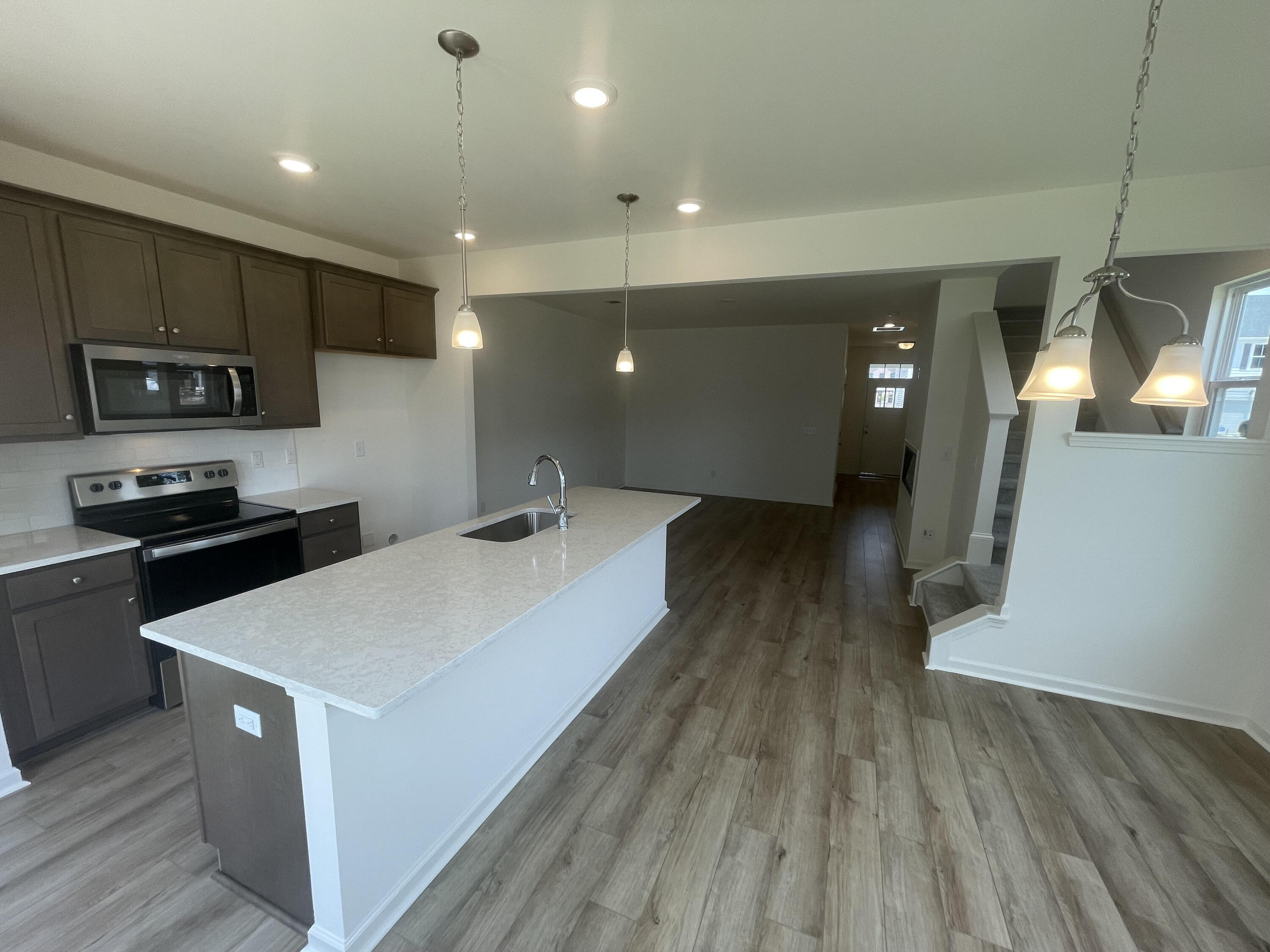 440 Trotters Lane