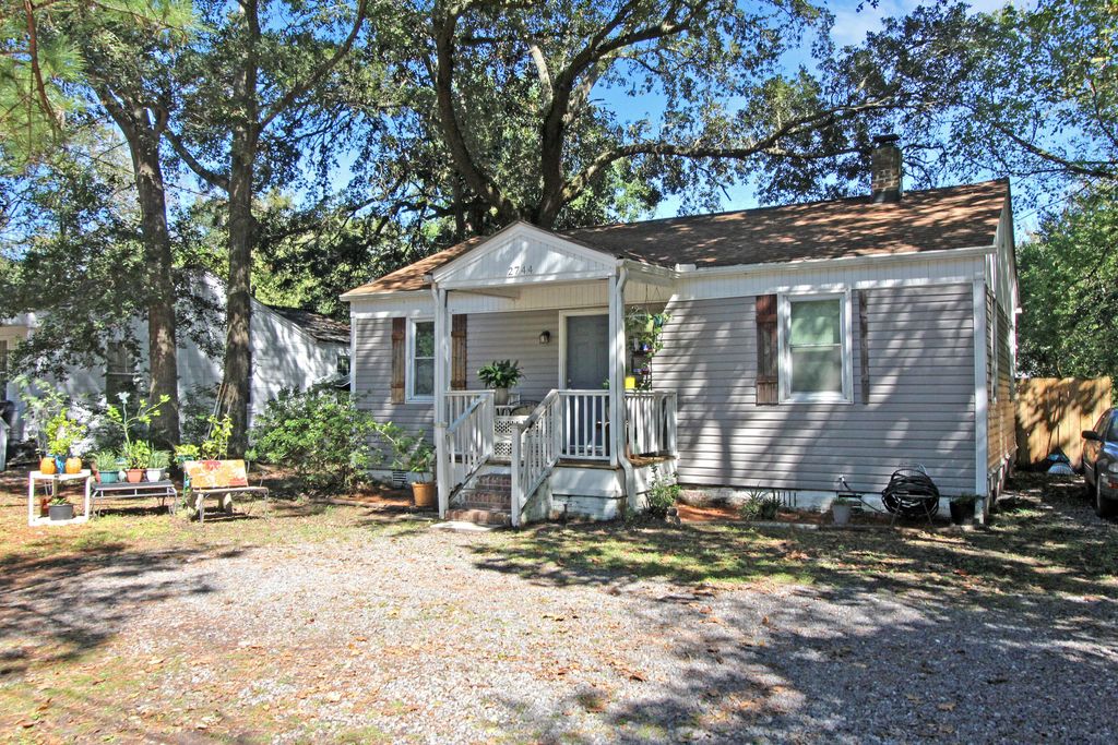 Photo of 2744 Saratoga Road, North Charleston, SC 29405 (MLS # 25030159)