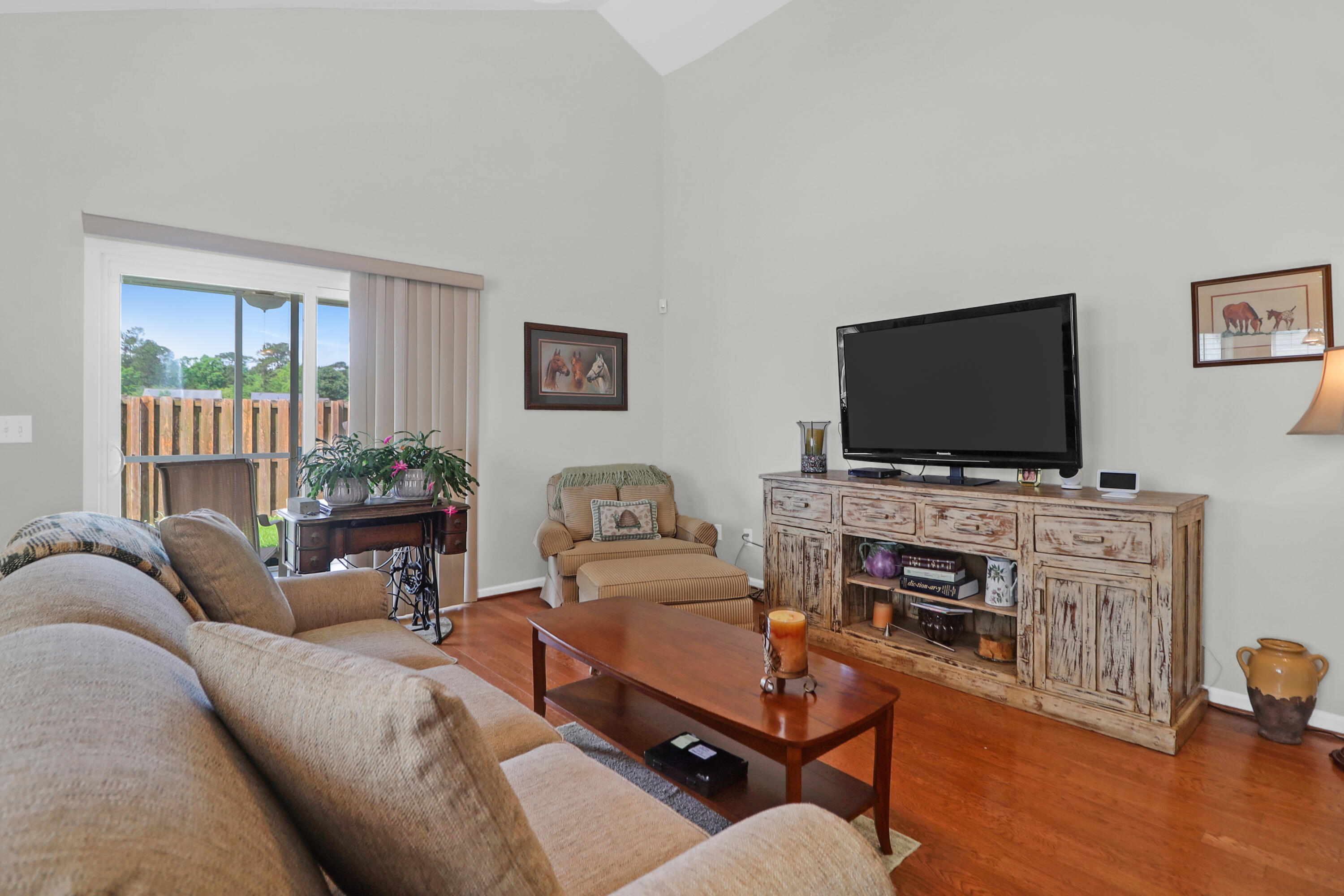 4856 Carnoustie Court