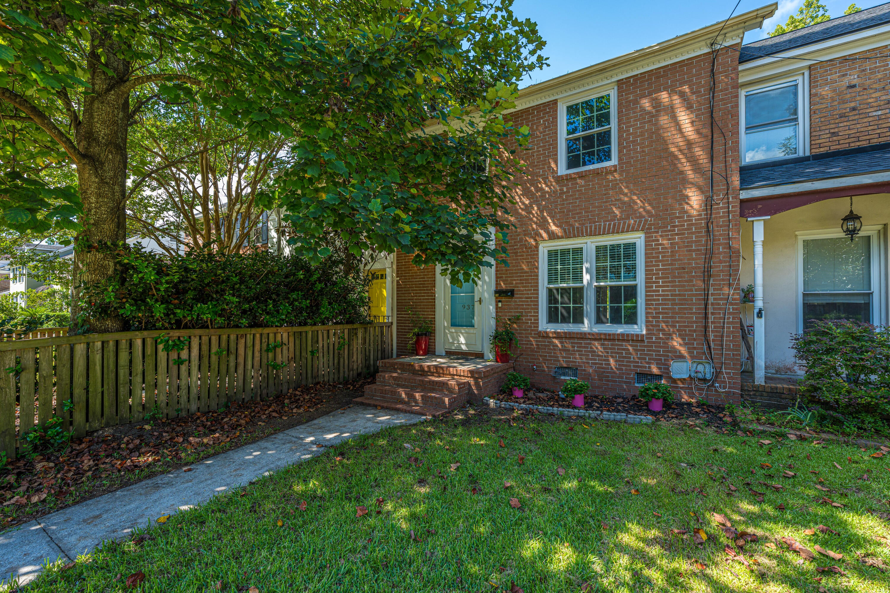 937 Cottingham Drive