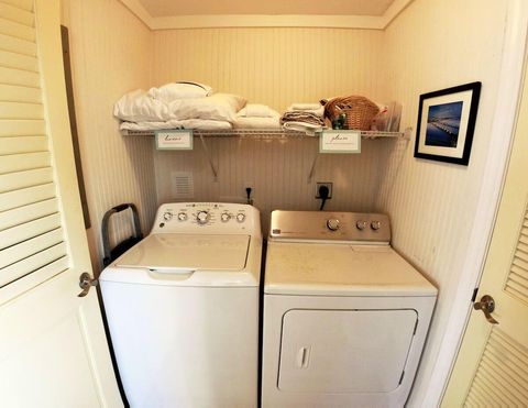 A home in Edisto Beach