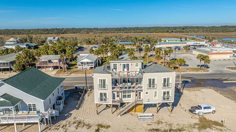 A home in Edisto Beach