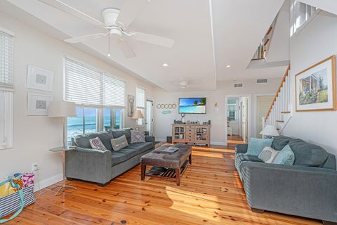 A home in Edisto Beach