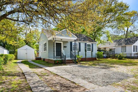 A home in North Charleston