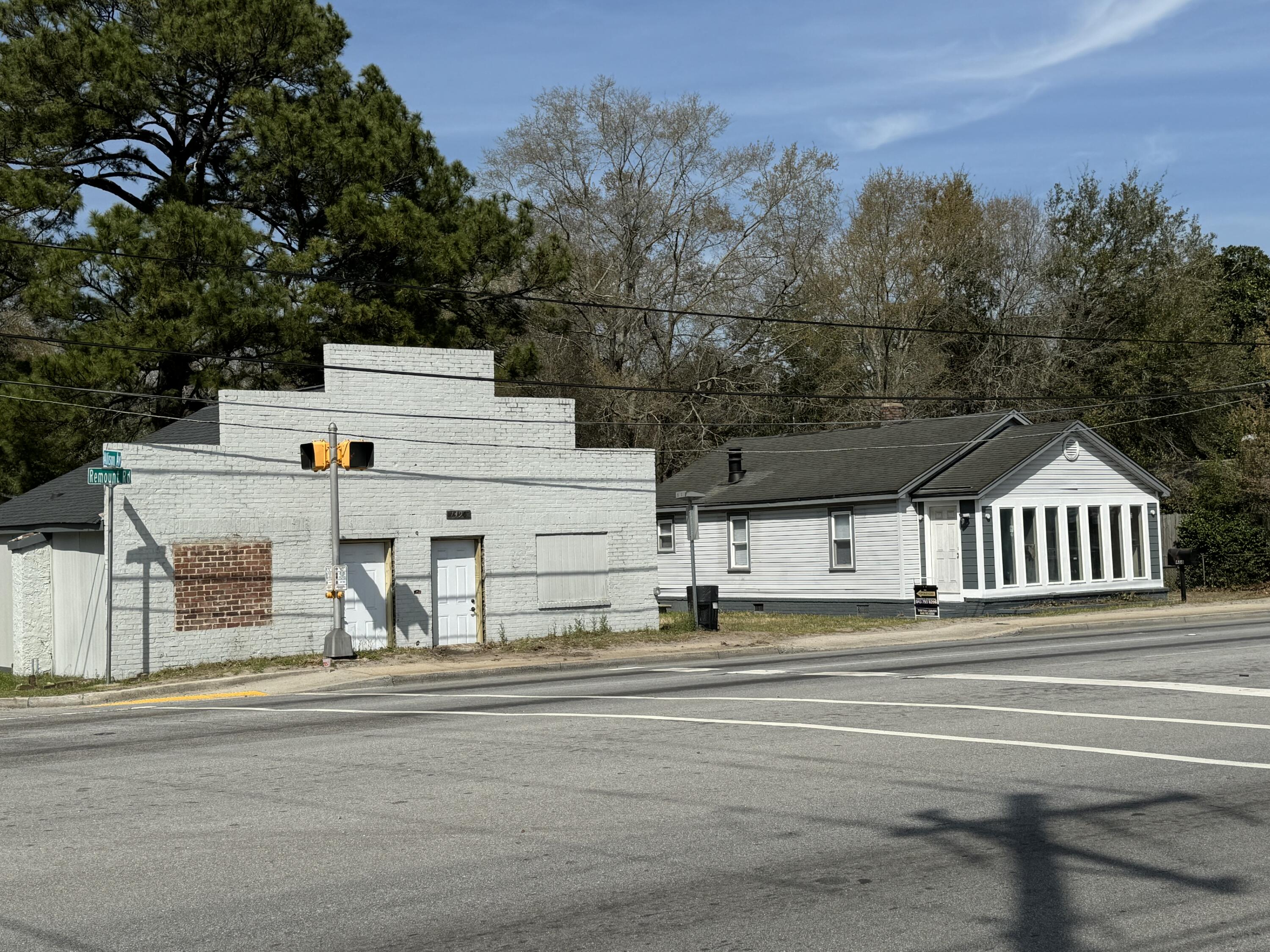 1488 Remount Road
