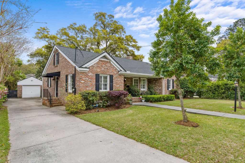 Photo of 808 Sheldon Road, Charleston, SC 29407 (MLS # 26008225)