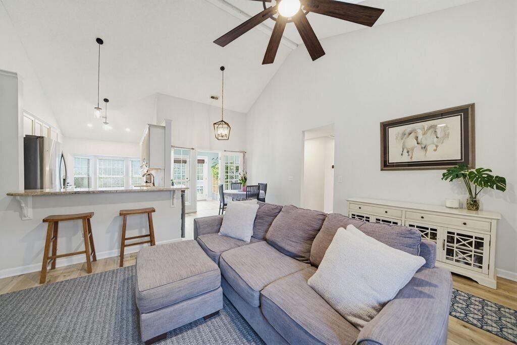 Photo of 1680 Babington Way, Mount Pleasant, SC 29464 (MLS # 26007315)