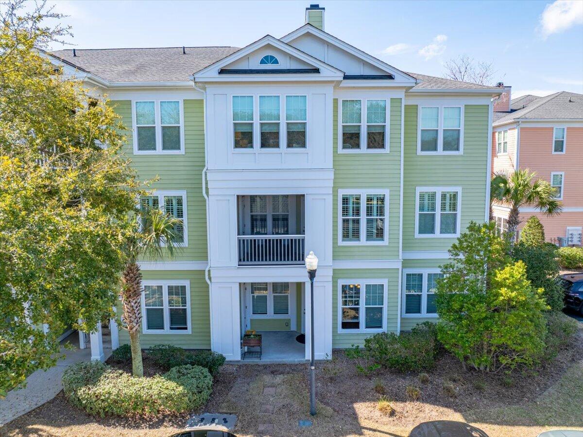 1824 Chatelain Way