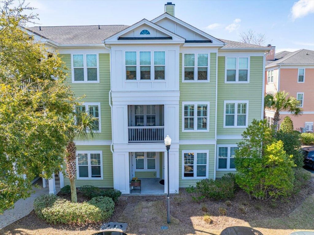 Photo of 1824 Chatelain Way, Mount Pleasant, SC 29464 (MLS # 26012193)