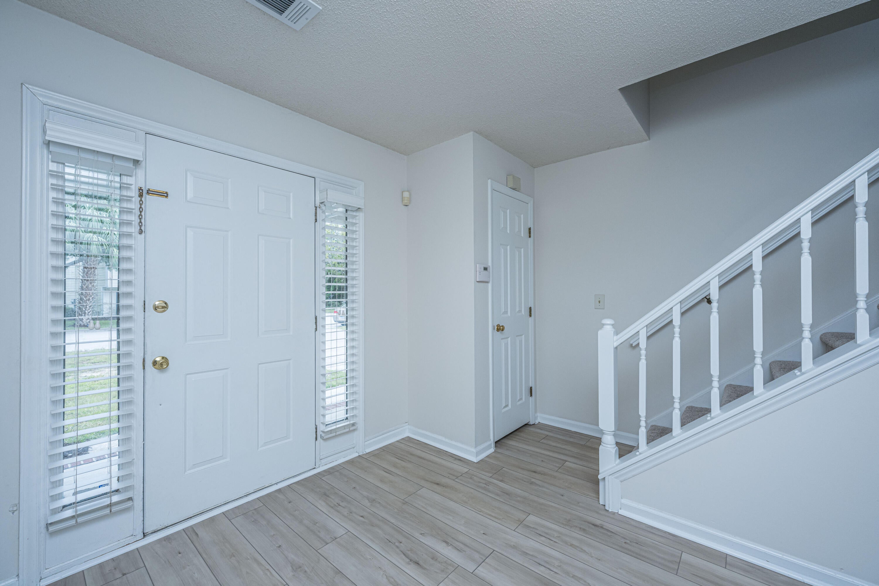 1409 Topaz Drive
