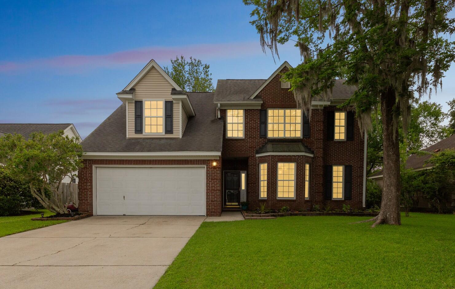 3290 Middleburry Lane