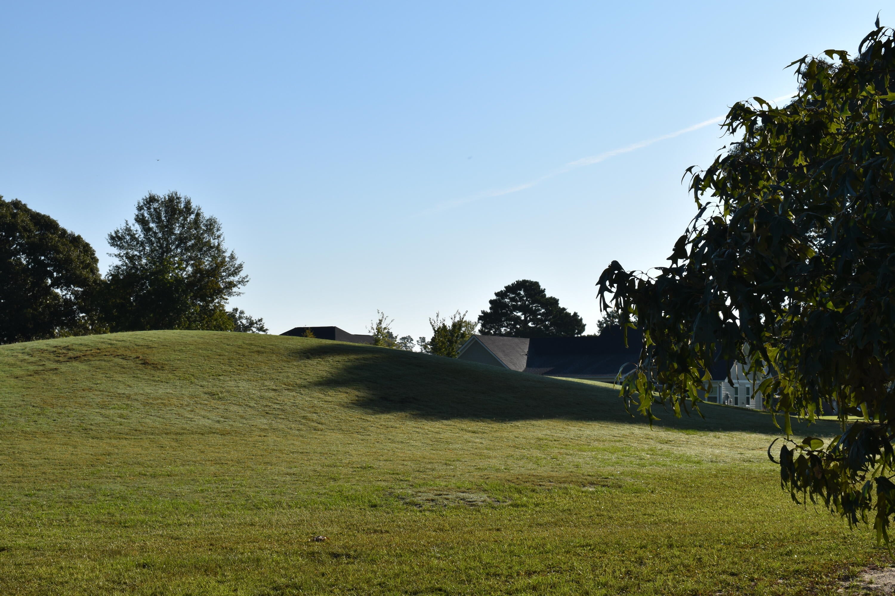 10 N Lake Circle R-16