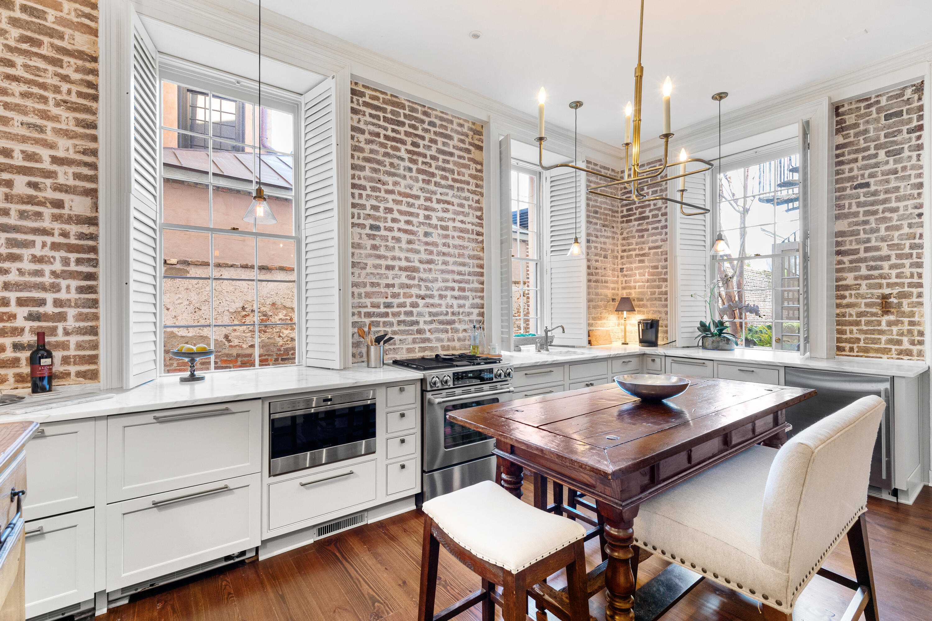 87 East Bay Street D