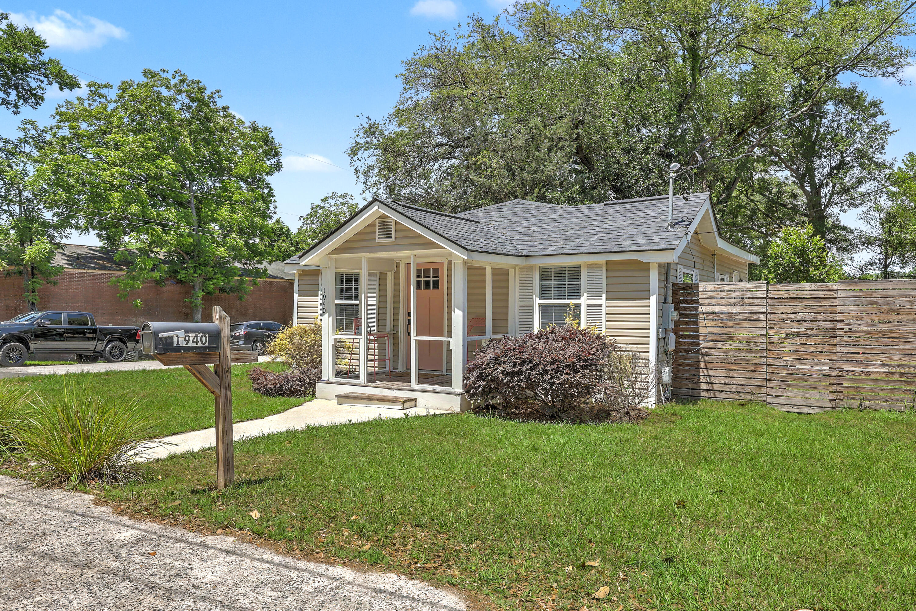 1940 Orangeburg Street