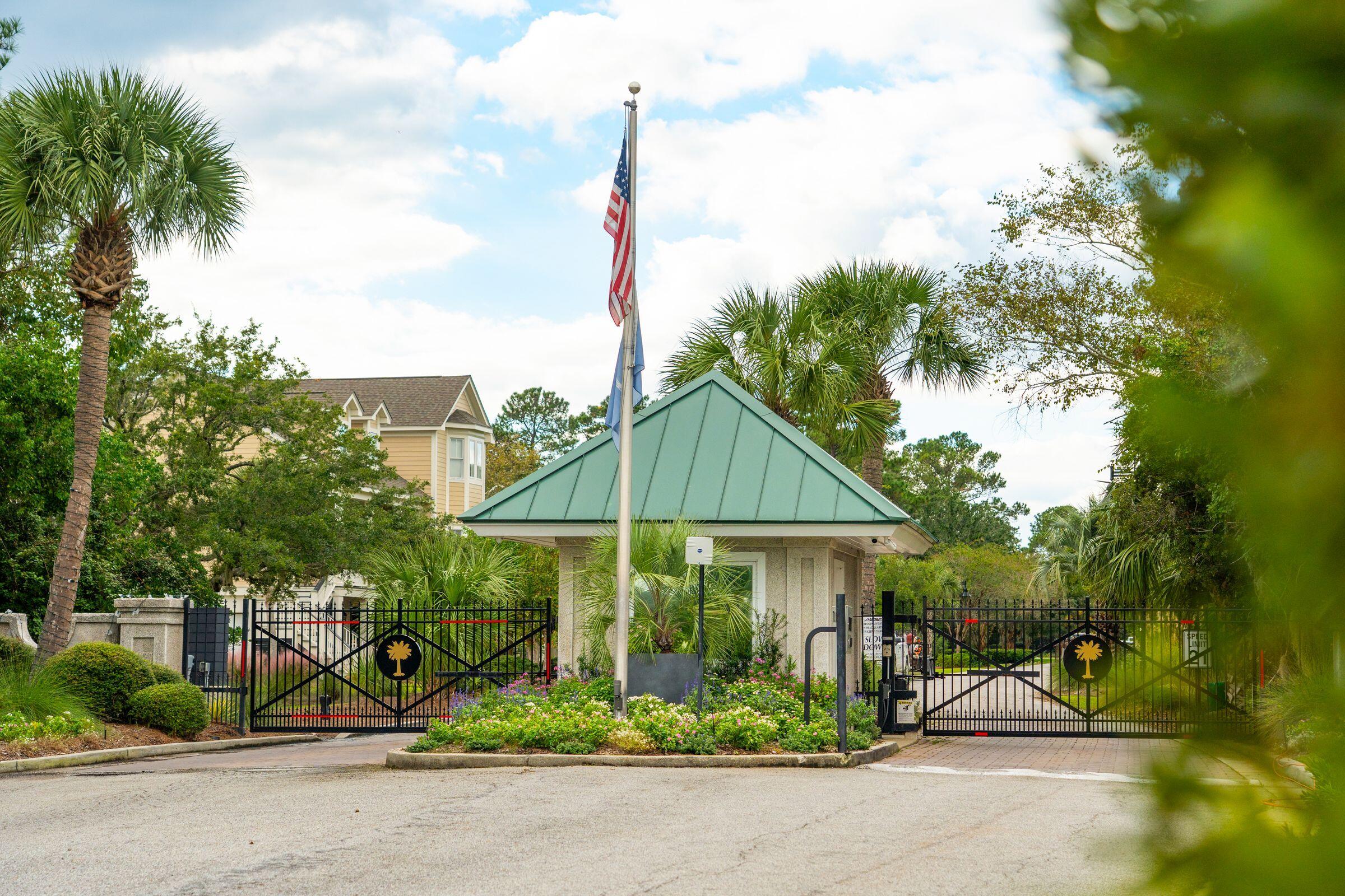 1420 Headquarters Plantation Drive