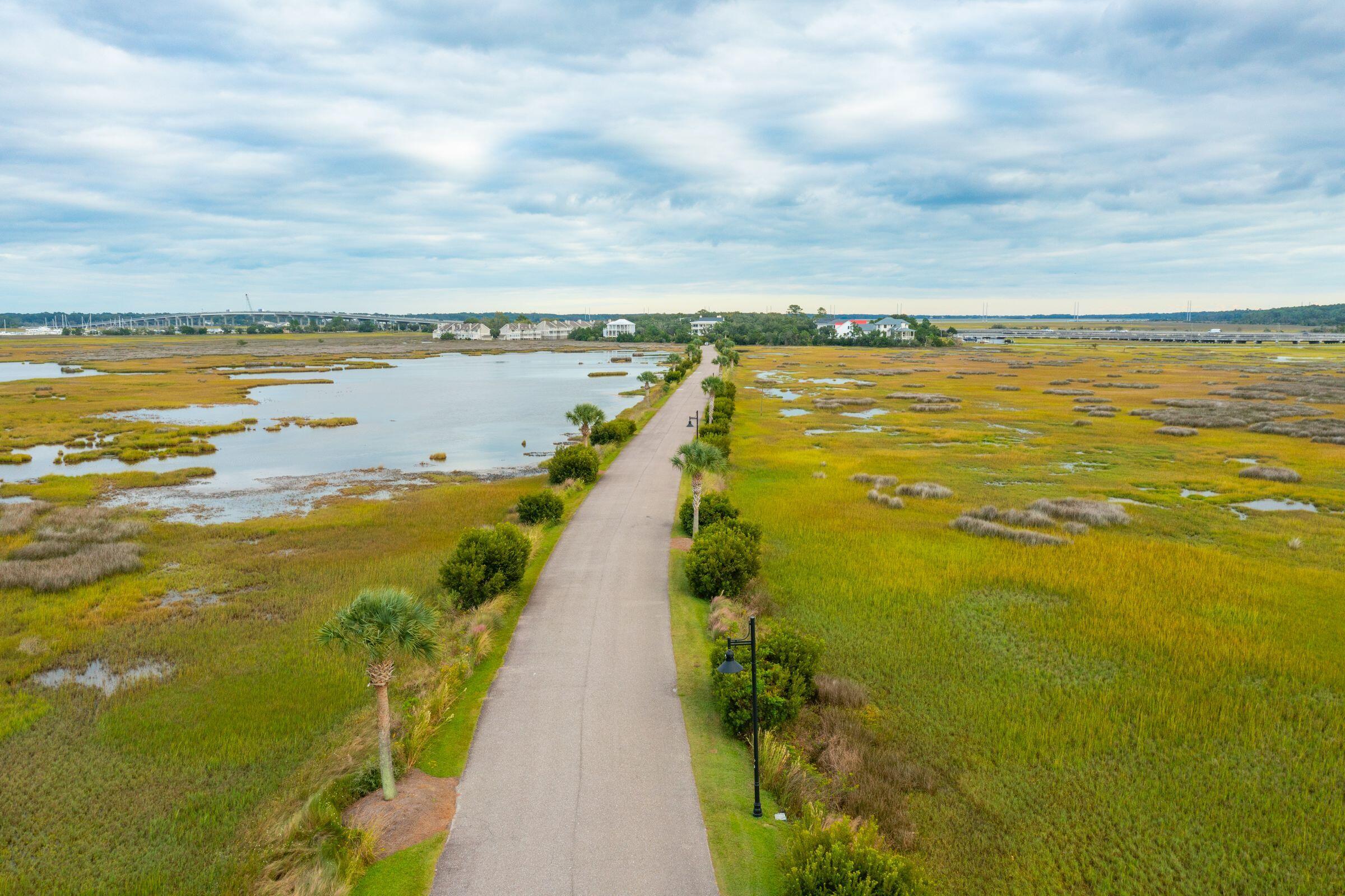 1420 Headquarters Plantation Drive