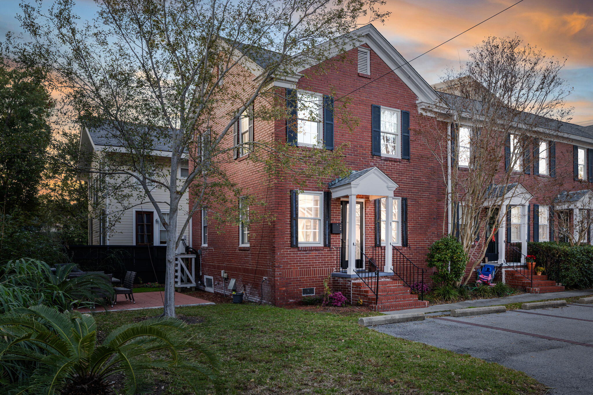 301 Broad Street 1
