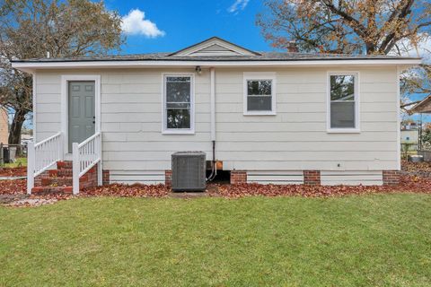 A home in North Charleston