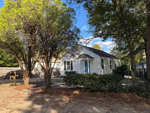 A home in North Charleston