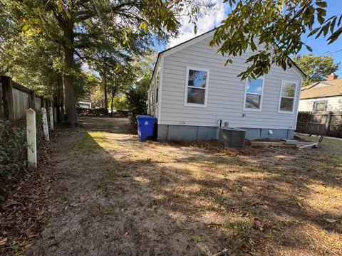 A home in North Charleston