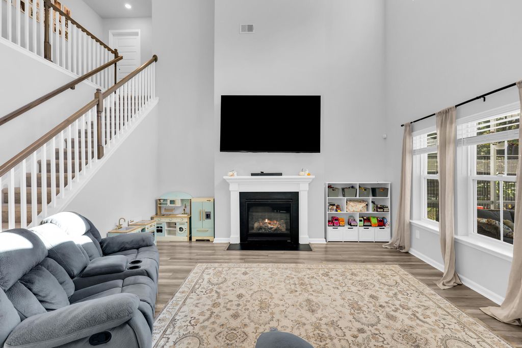 Photo of 463 Richfield Way, Summerville, SC 29486 (MLS # 25025309)