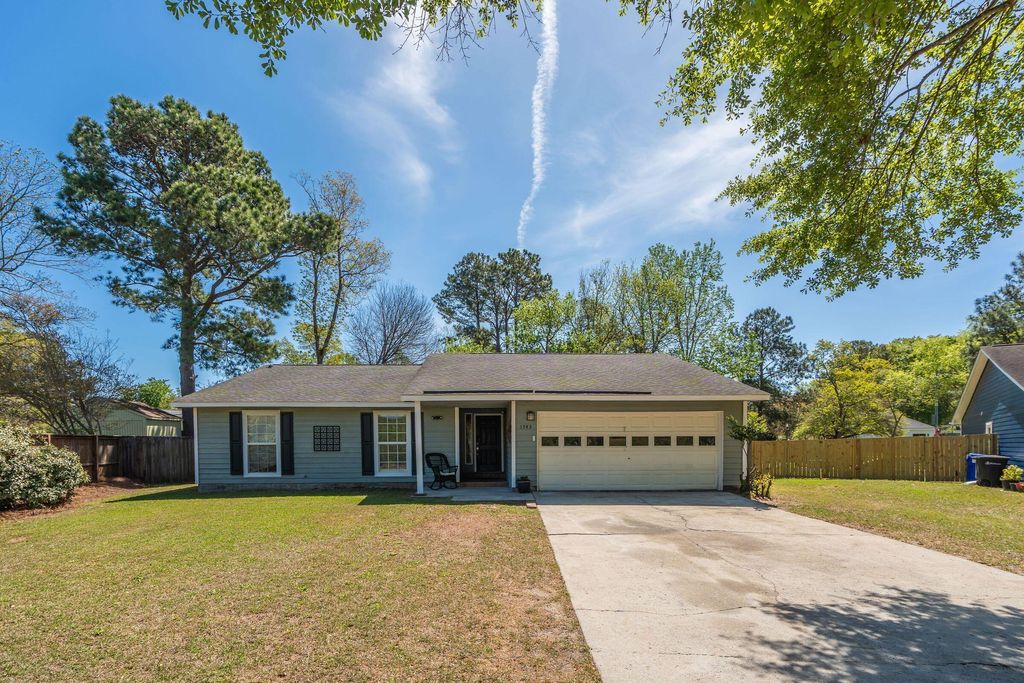 Photo of 1543 Hidden Bridge Drive, Mount Pleasant, SC 29464 (MLS # 26009612)
