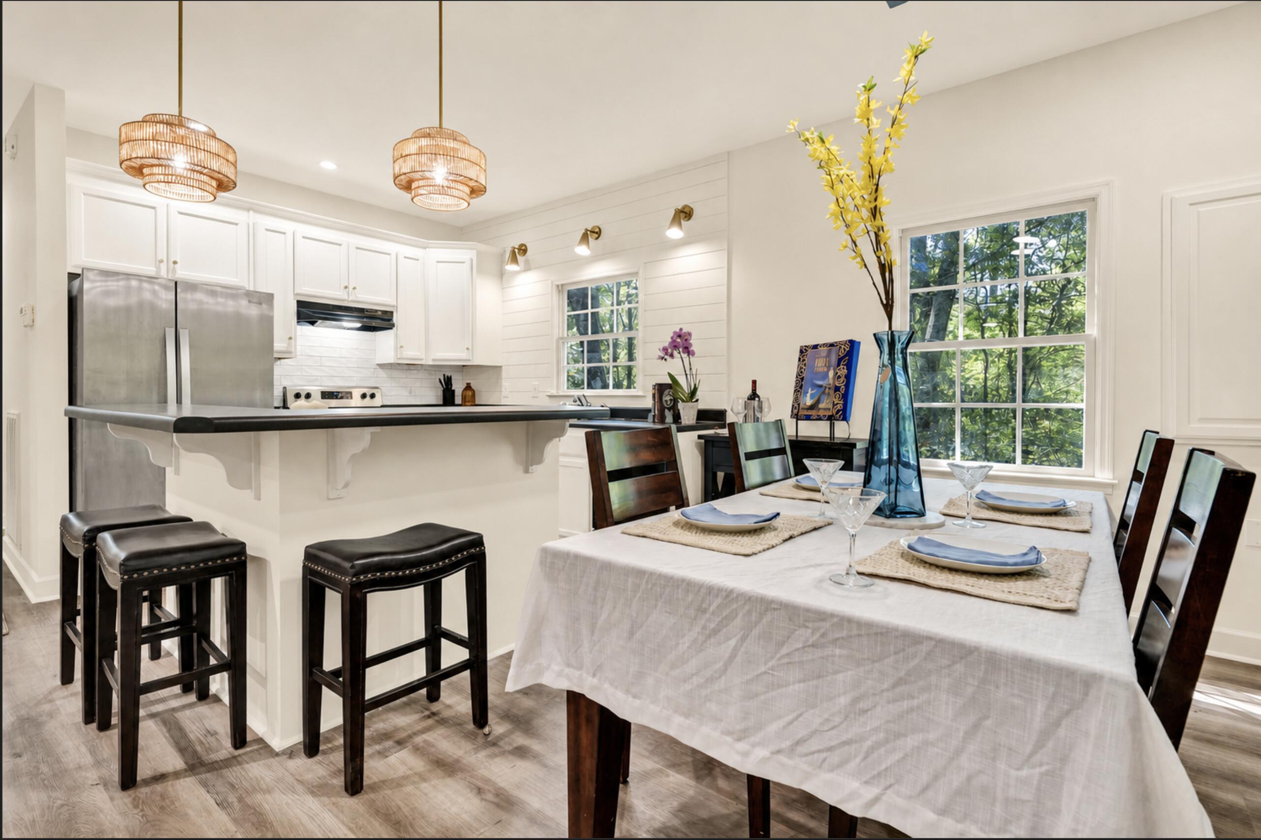 8609 Raccoon Island Road