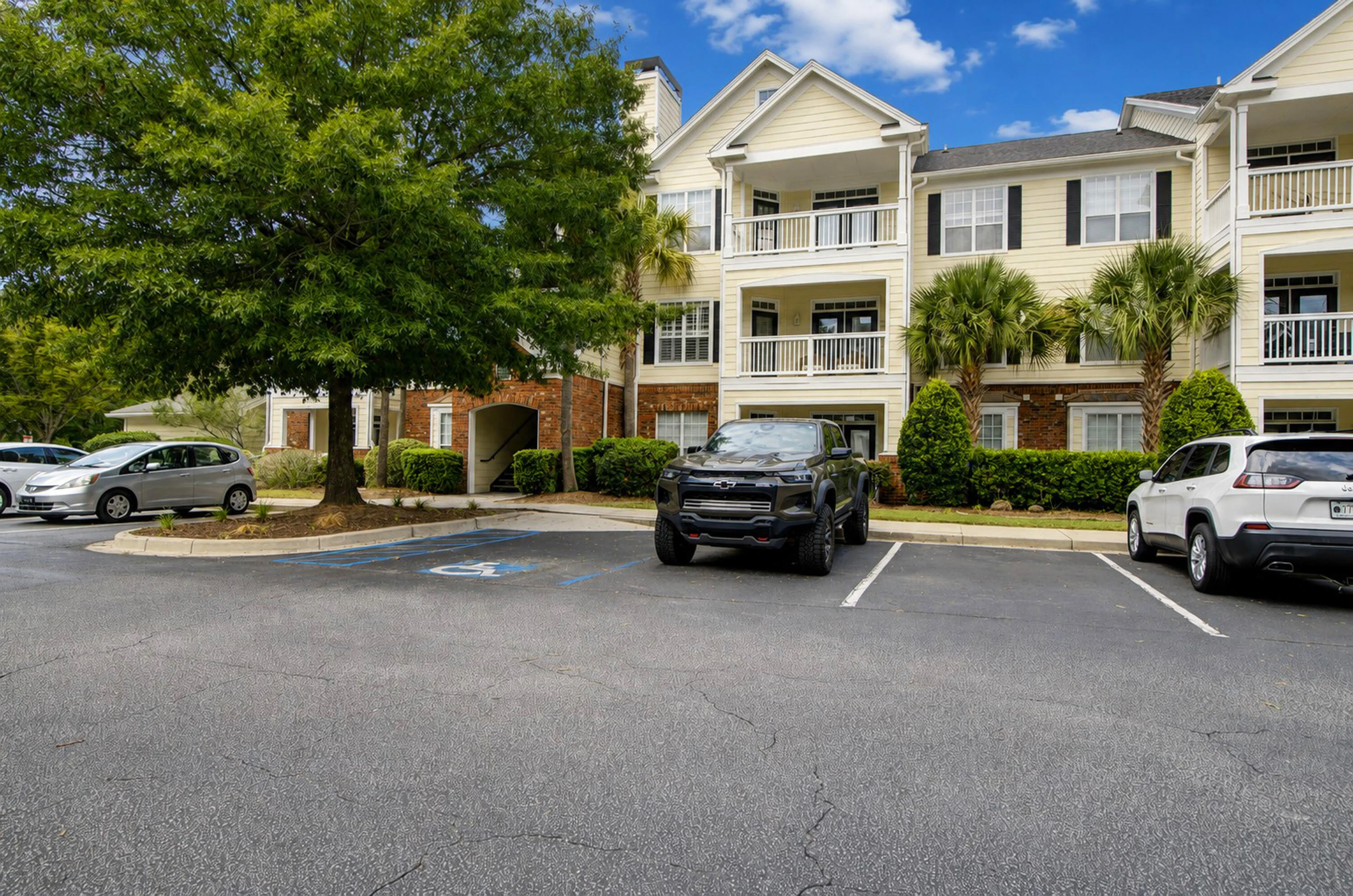 45 Sycamore Avenue Unit Apt 1323