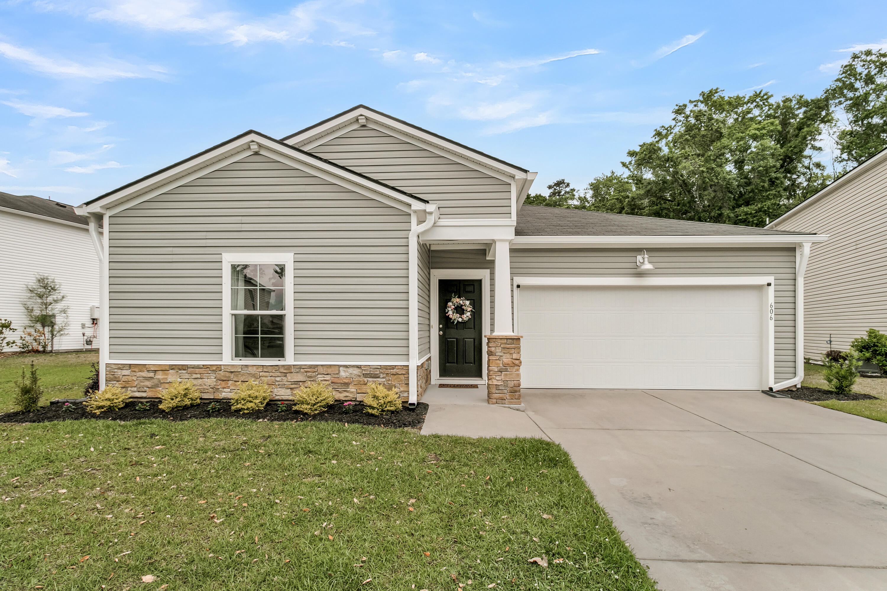 606 Bramblewood Court