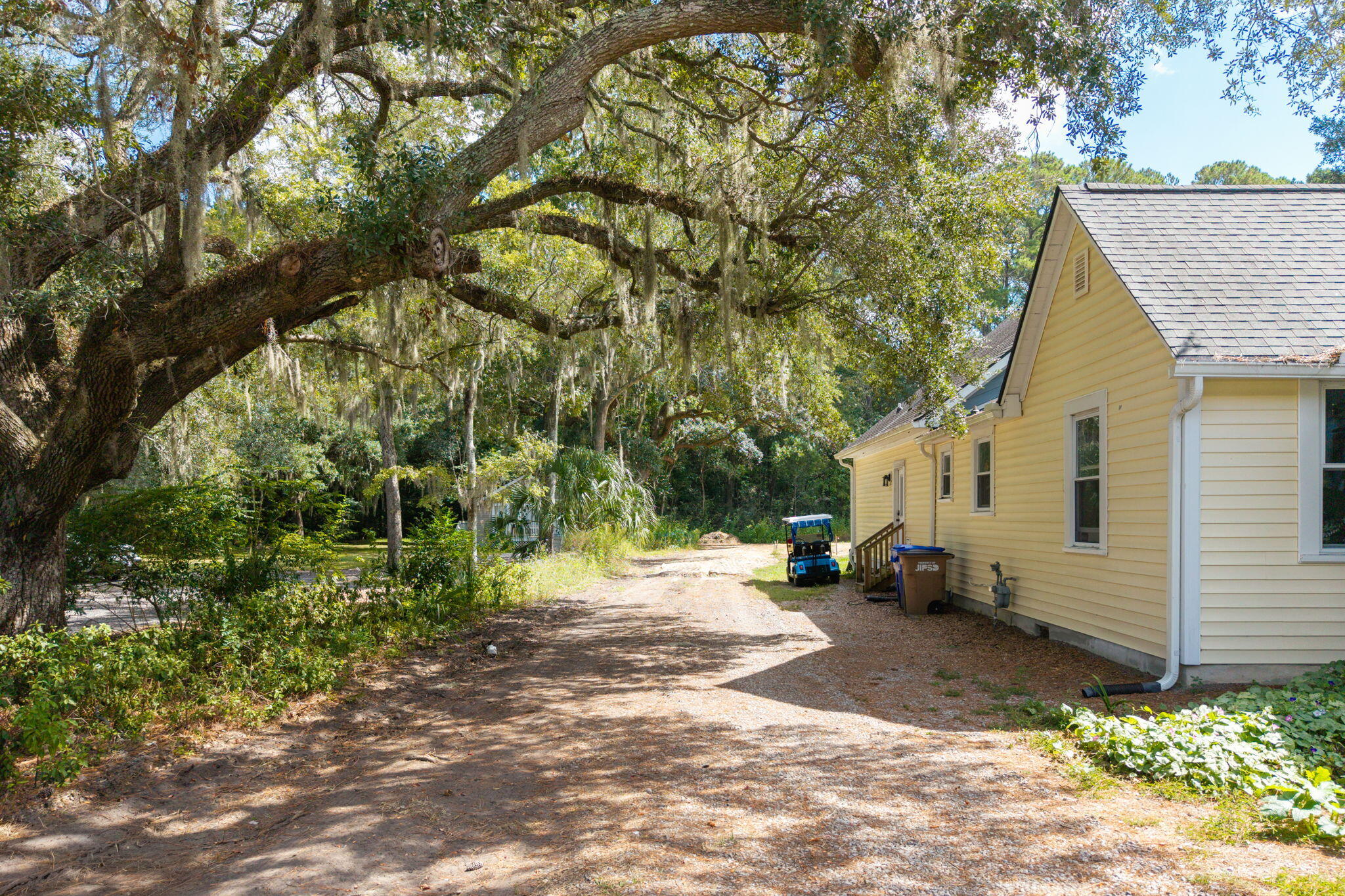 444 Woodland Shores Road
