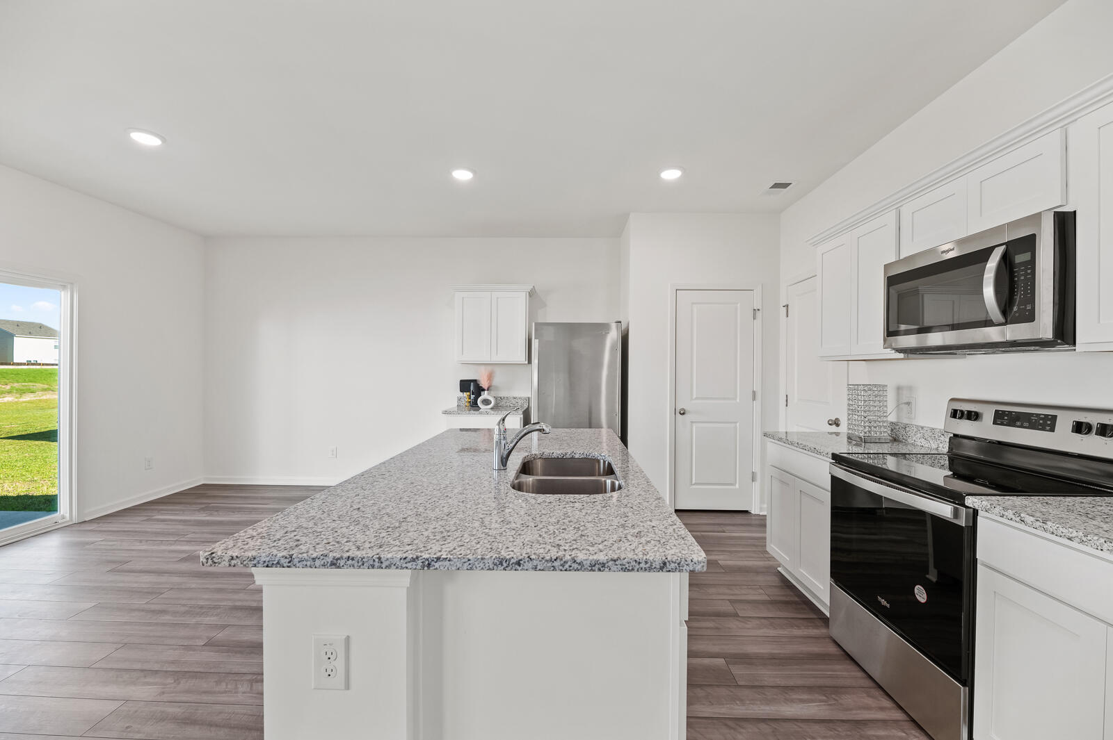 192 Lyra Lane