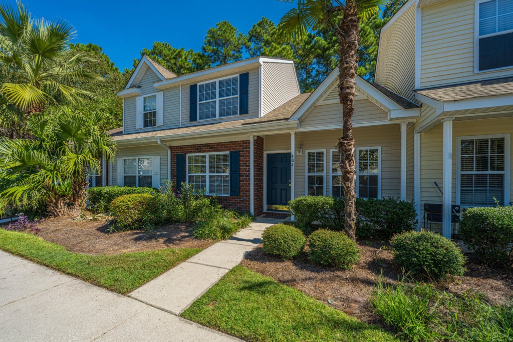 Photo of 404 Tree Branch Circle, Summerville, SC 29483 (MLS # 26027168)