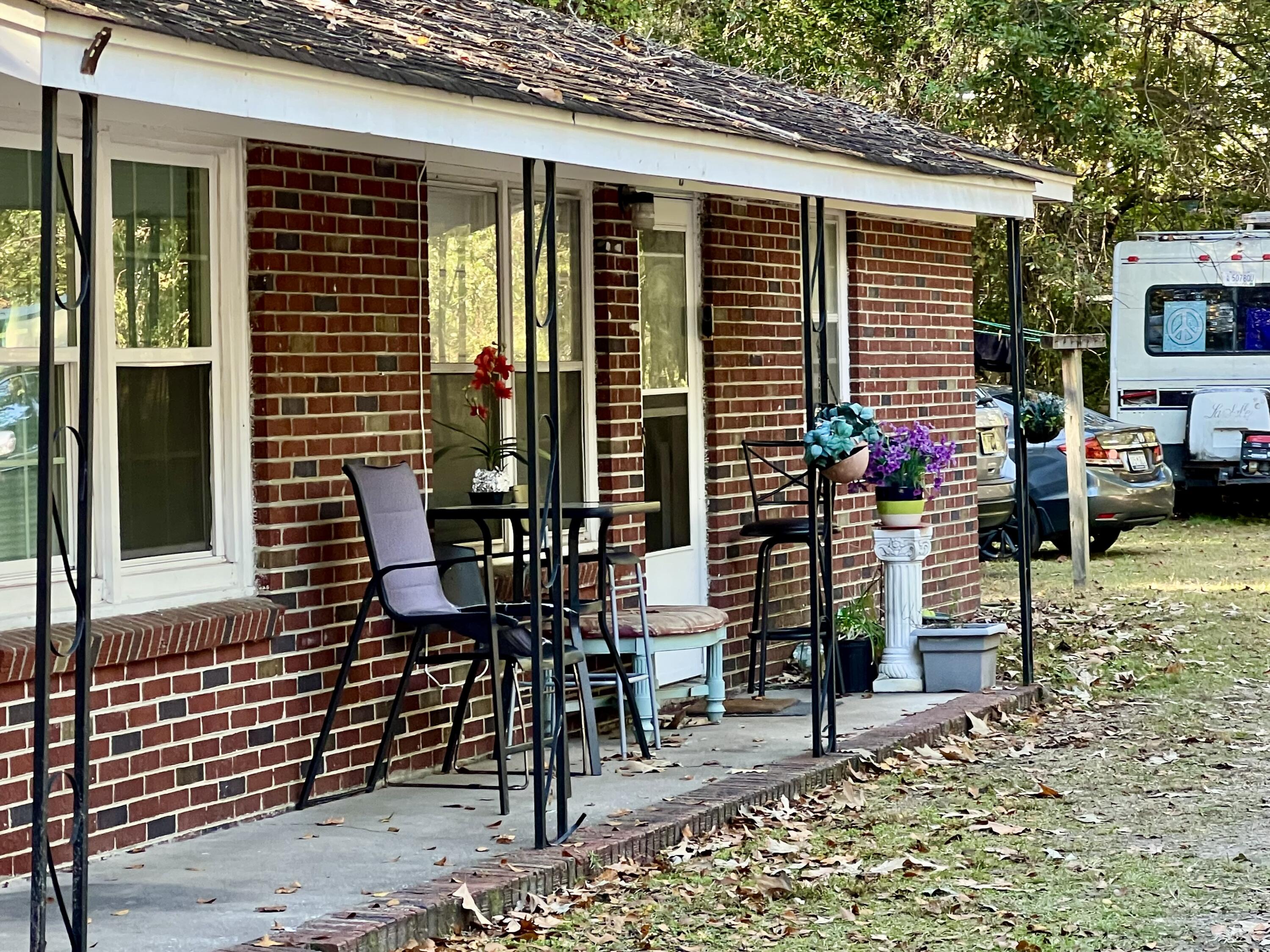 1554 Orange Grove Road A & B