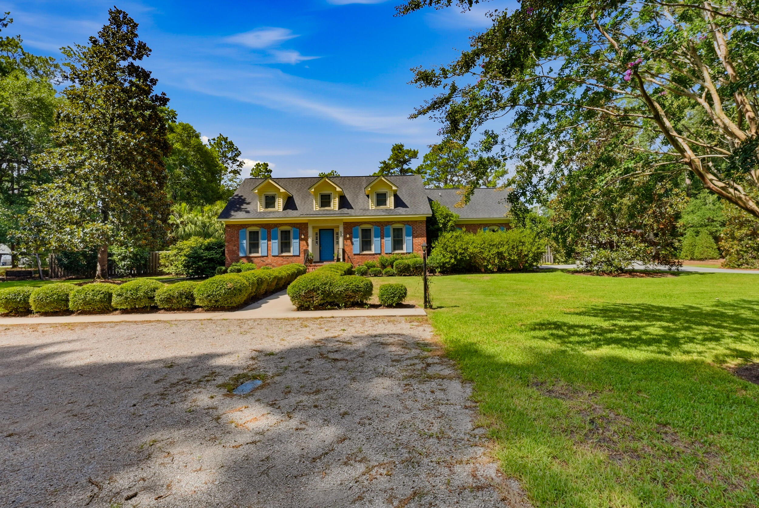255 Longleaf Drive