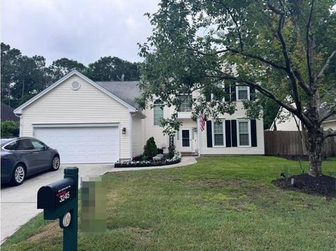 Photo of 3245 Heathland Way, Mount Pleasant, SC 29466 (MLS # 25030607)