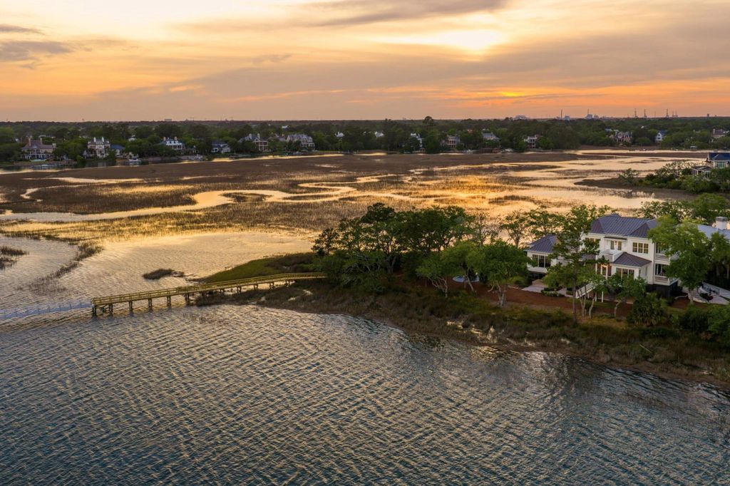 Photo of 401 Wayfaring Point, Daniel Island, SC 29492 (MLS # 26013739)