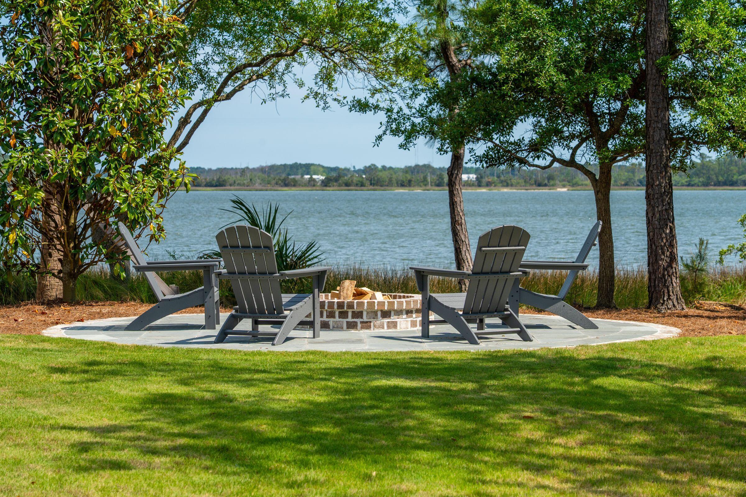 401 Wayfaring Point