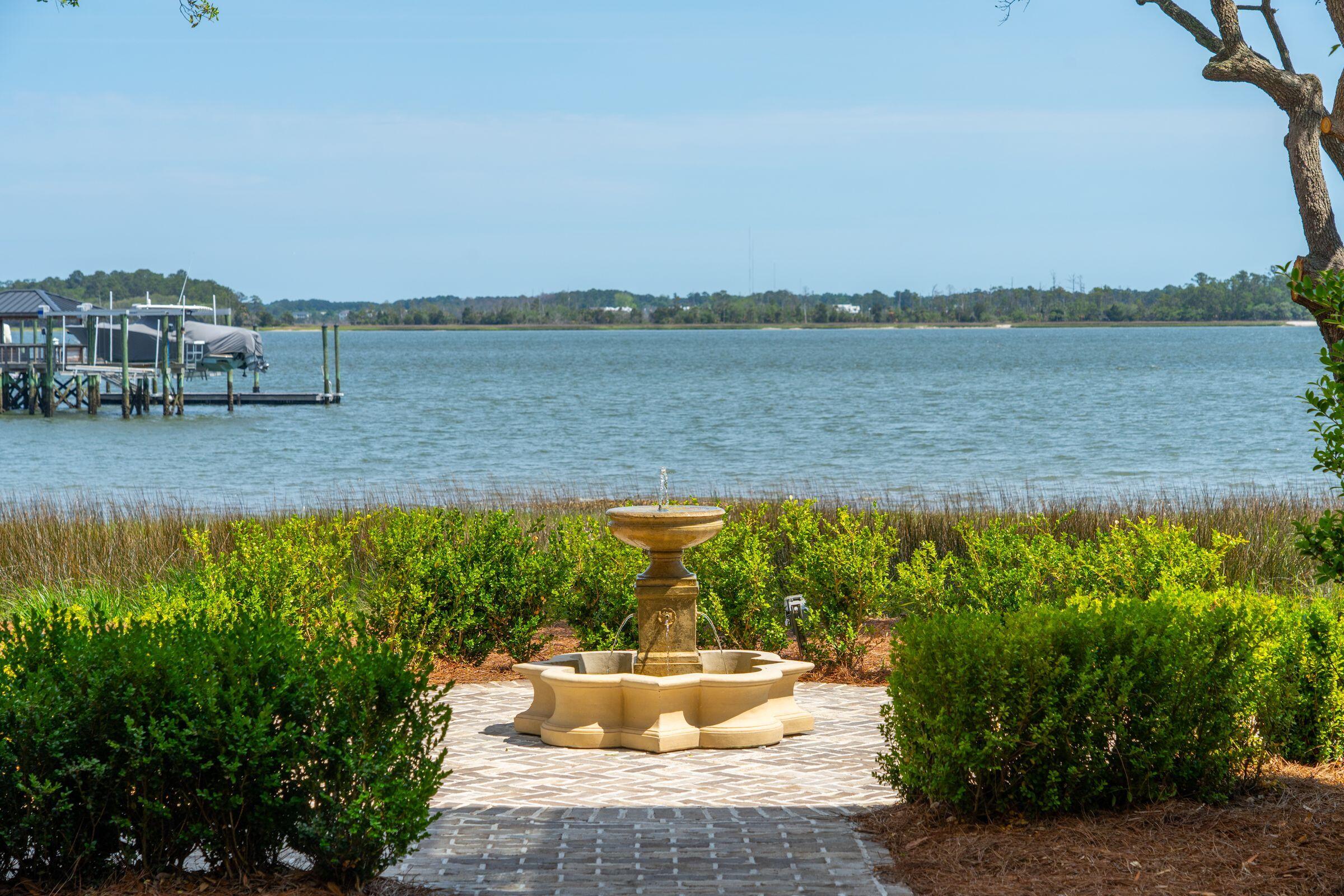 401 Wayfaring Point