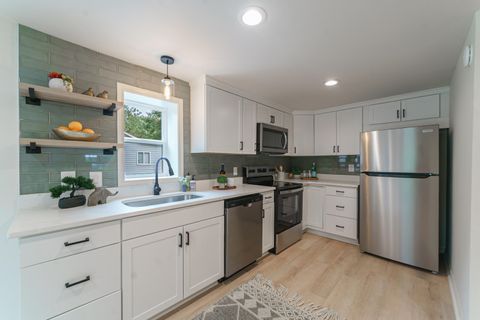 1209 Palm Street Hanahan SC 29406