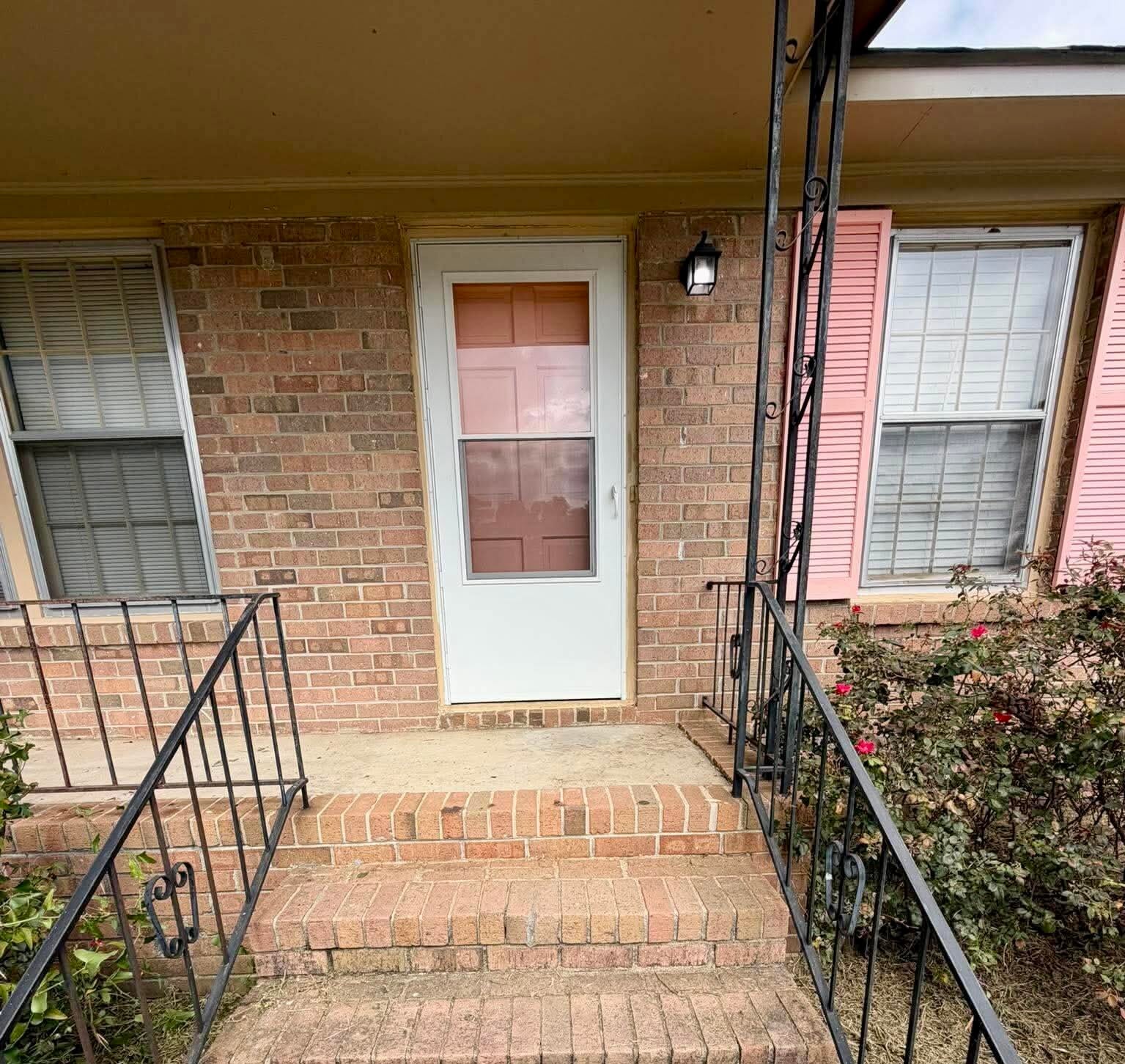 135 Parkwood Drive
