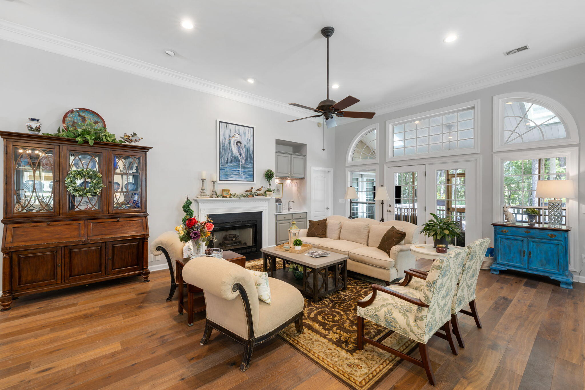 1425 Oakhurst