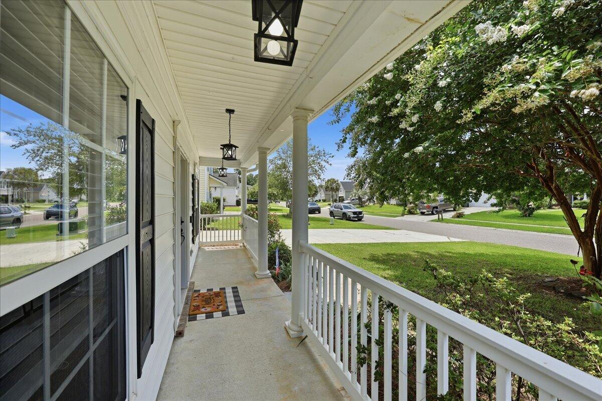 302 Lakewind Drive