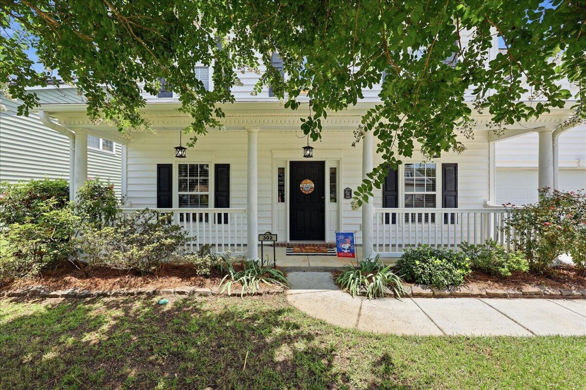 302 Lakewind Drive