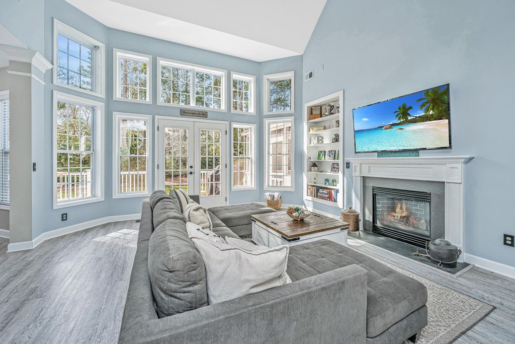 Photo of 1702 William Hapton Way, Mount Pleasant, SC 29466 (MLS # 26005506)