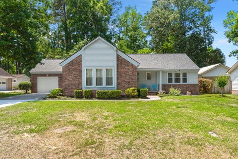 204 Runnymede Lane Summerville SC 29485