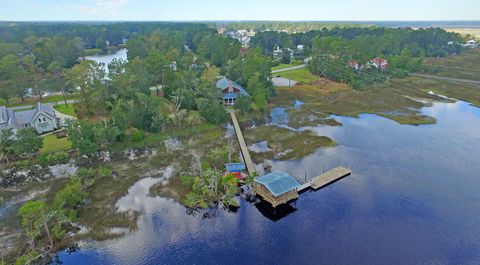 A home in Ravenel