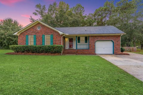 Photo of 103 Nathan Road, Summerville, SC 29486 (MLS # 25027277)