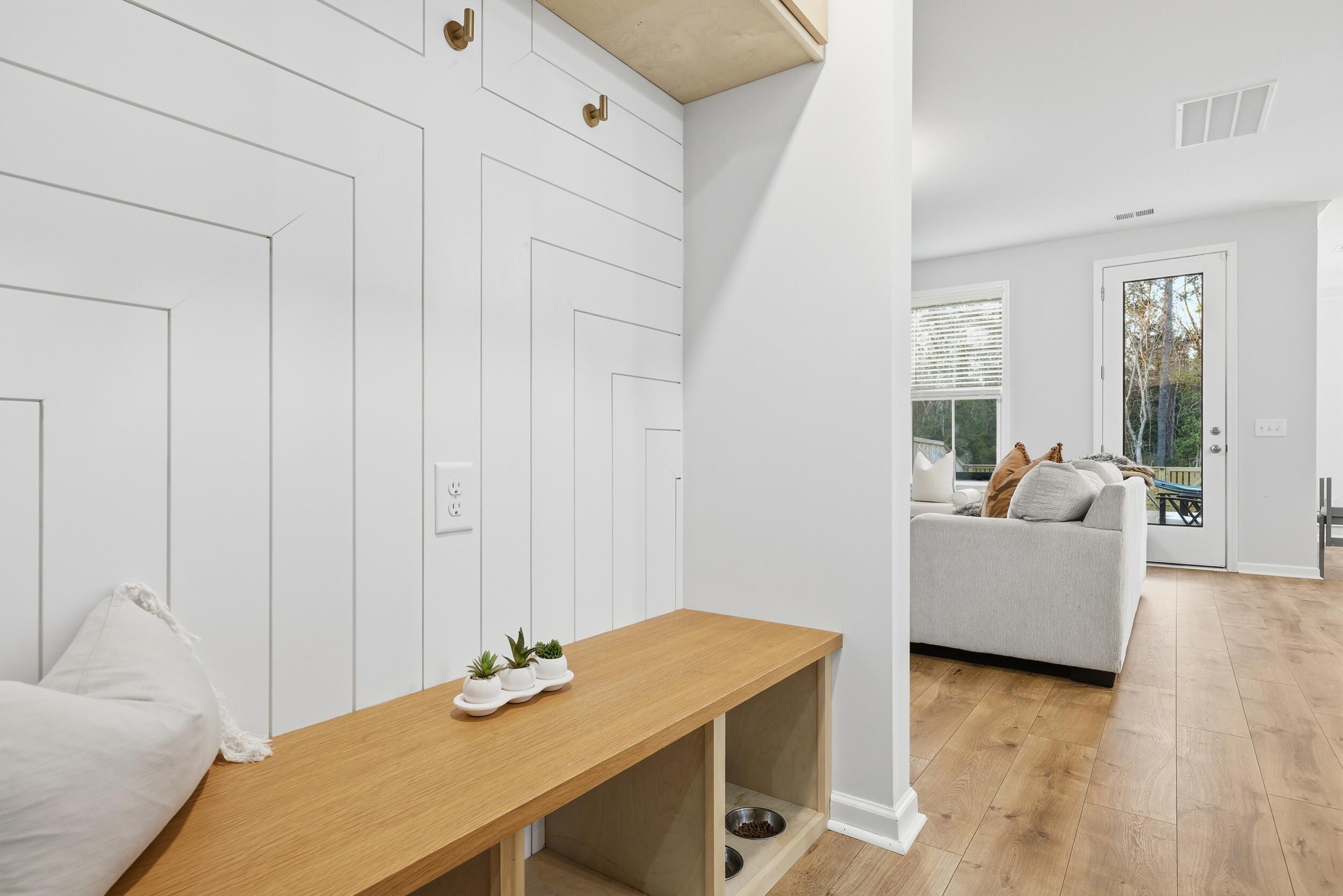 8699 Windsor Hill Boulevard