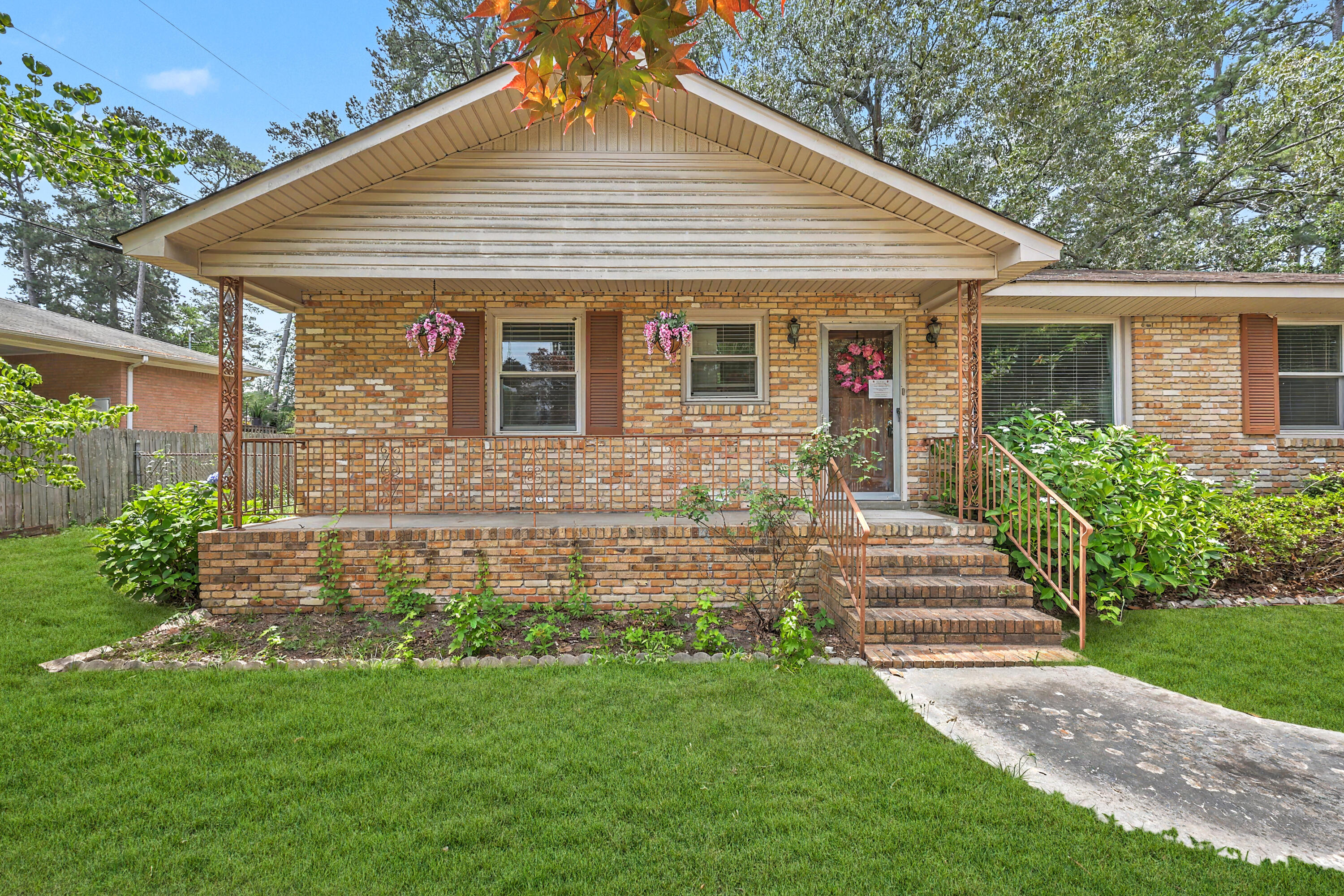 4100 Boxwood Drive