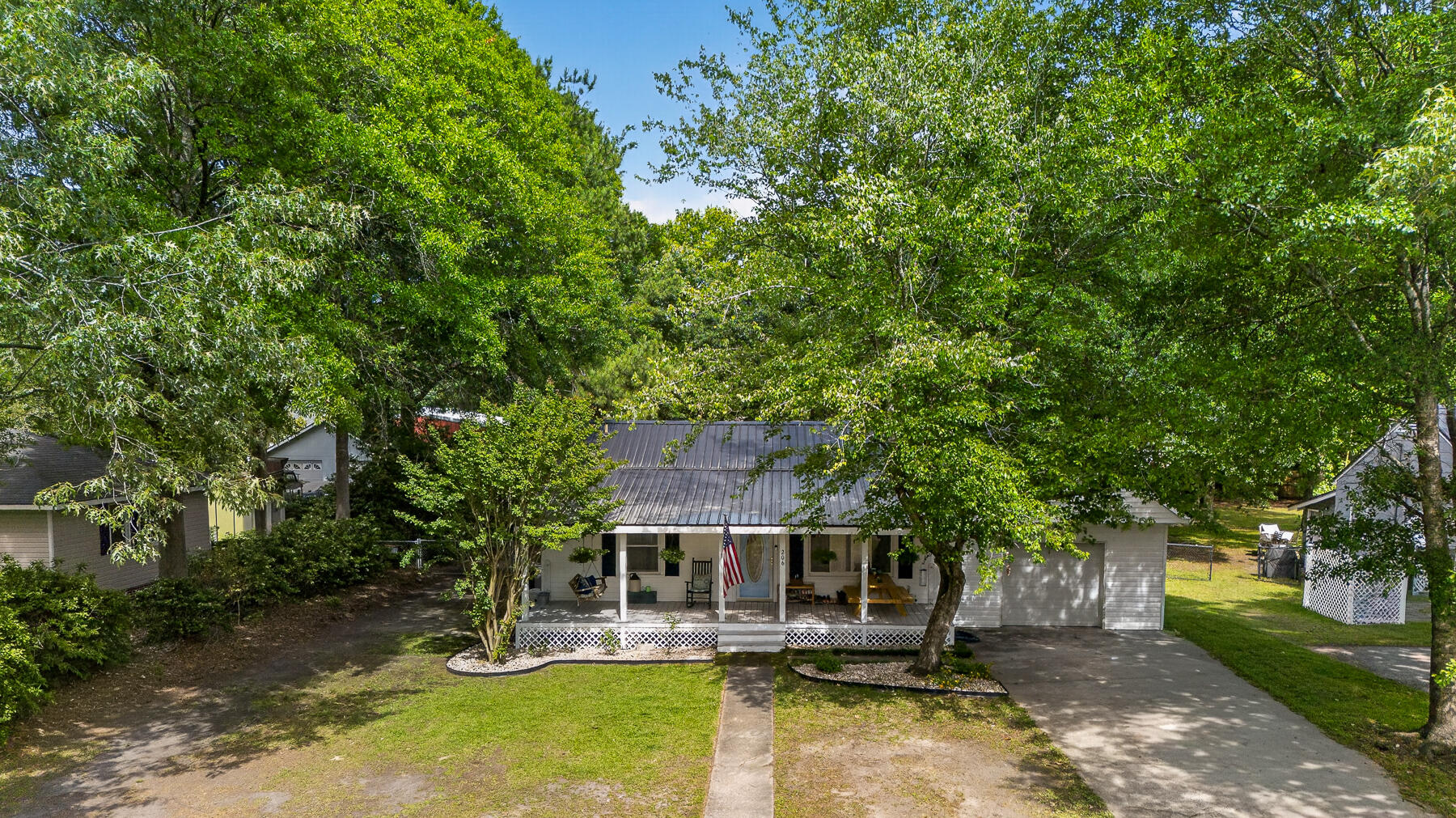 206 N Winter Street
